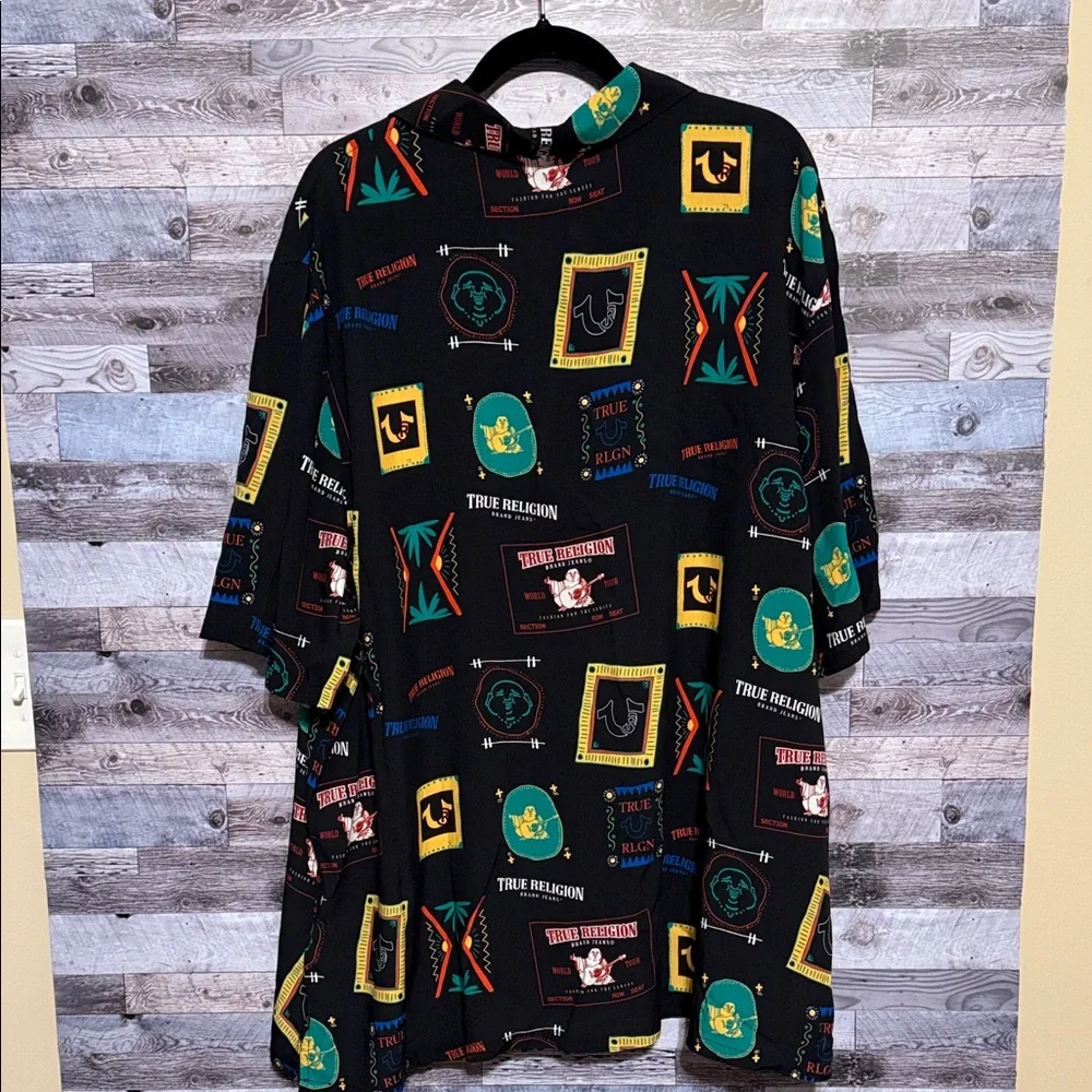 NWT! True Religion Men's Black Graphic Shirt